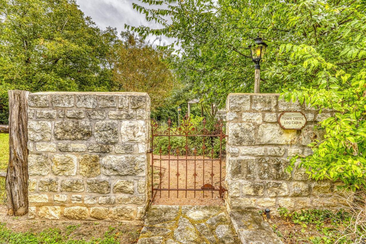 Town Creek Log Cabin Villa Fredericksburg Eksteriør bilde