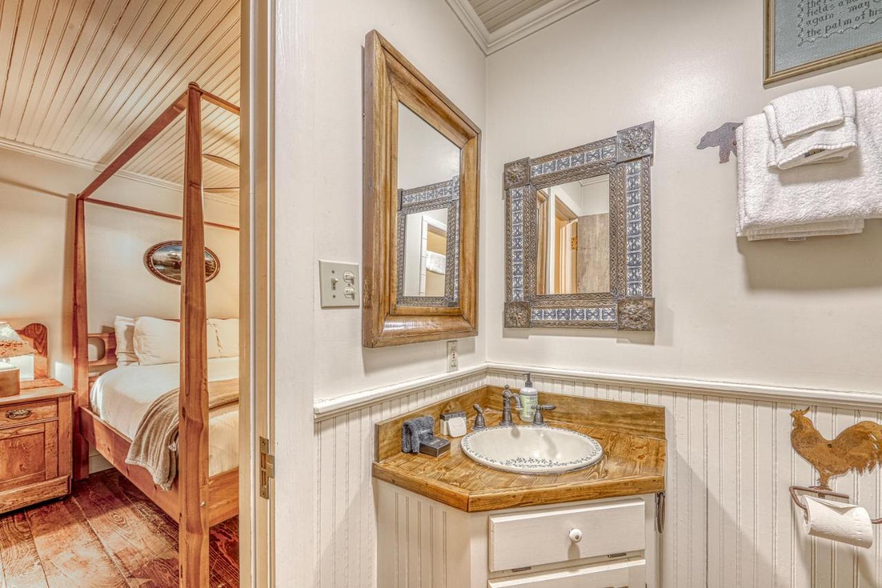 Town Creek Log Cabin Villa Fredericksburg Eksteriør bilde